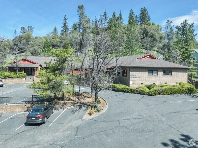 More Photos Of 941 Spring St, Placerville Medical For Lease