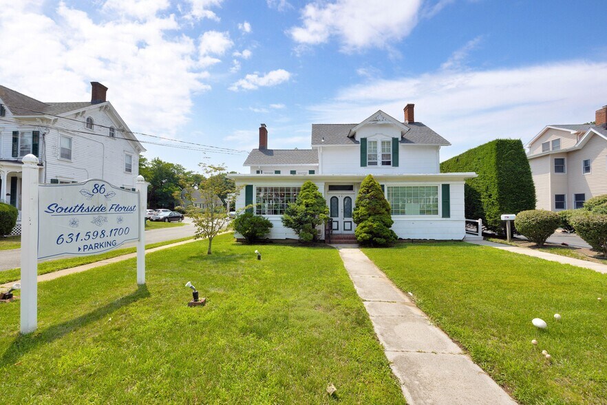 More Photos Of 80-86 Broadway, Amityville Apartments For Sale