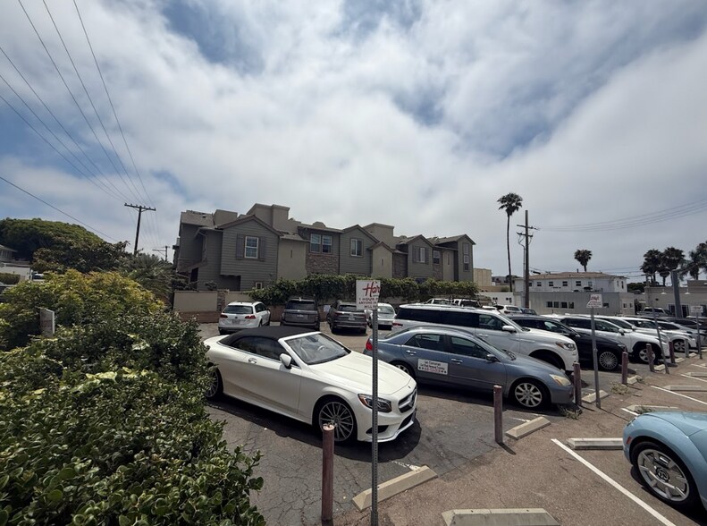 More Photos Of 7542 Herschel Ave, La Jolla Land For Sale