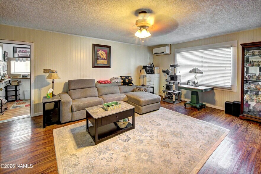 Primary Photo Of 2141 W 3rd St, Winslow Hotel For Sale