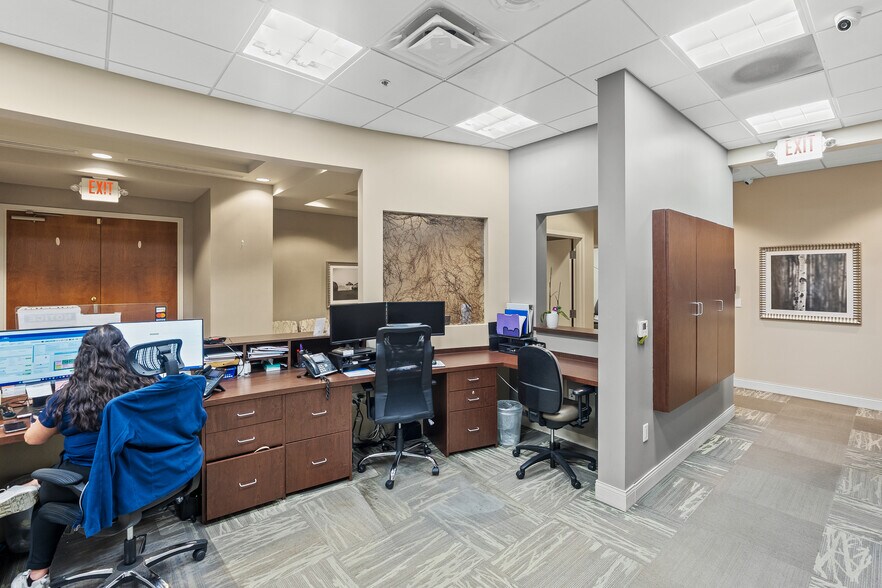 More Photos Of 6705 S Red Rd, Coral Gables Office Residential For Lease
