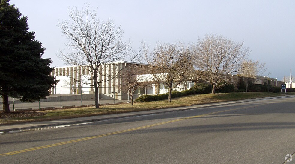 More Photos Of 1280 W 47th Ave, Denver Manufacturing For Lease
