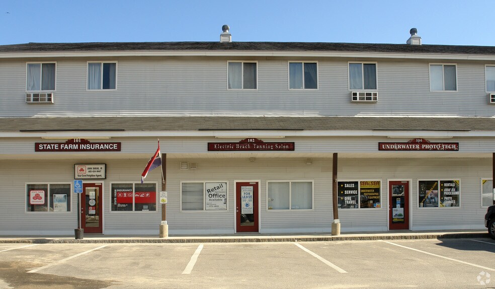 More Photos Of 16 Manning St, Derry Unknown For Lease