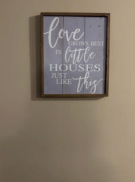 More Photos Of 84-86 Benson Rd, Travelers Rest Specialty For Sale