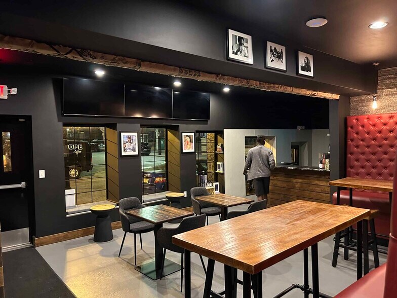 More Photos Of 140 James P Brawley Dr SW, Atlanta Restaurant For Sale