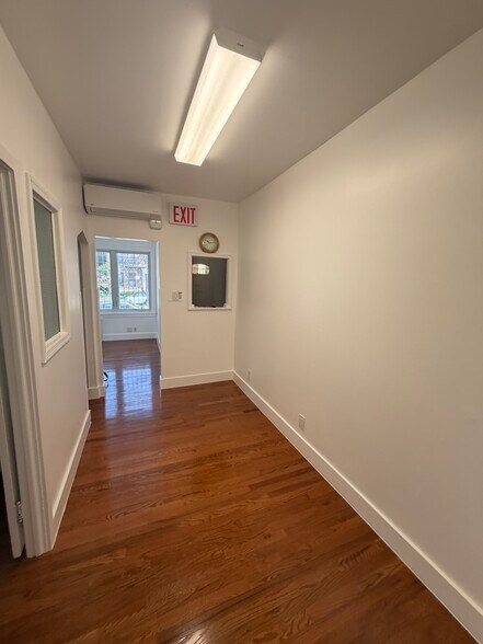More Photos Of 700 Linden Blvd, Brooklyn Office For Lease