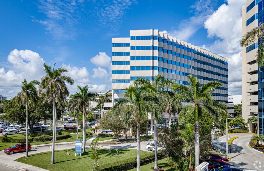 More Photos Of 1411 N Flagler Dr, West Palm Beach Medical For Lease