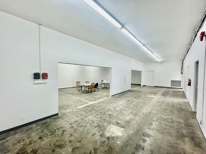 More Photos Of 1420-1430 Grande Vista Ave, Los Angeles Manufacturing For Lease