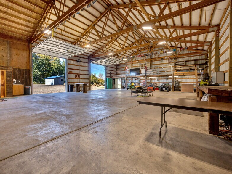 More Photos Of 44434 SE Coalman Rd, Sandy Light Manufacturing For Sale