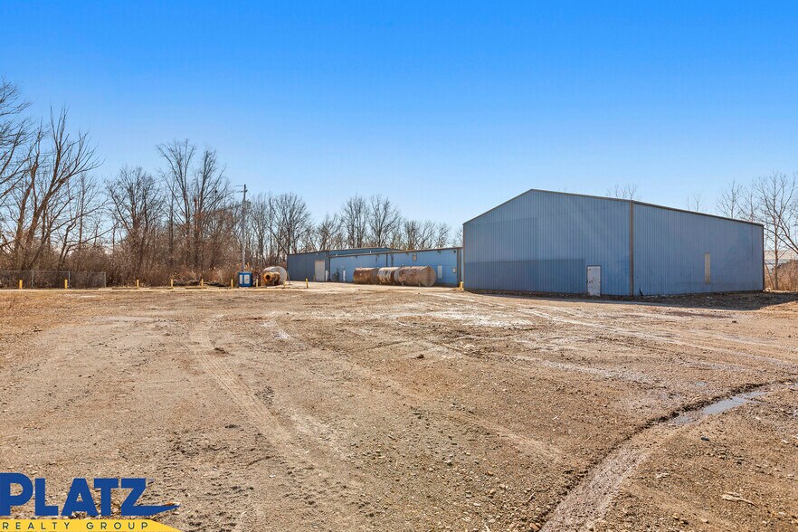 More Photos Of 1929 Larchmont Ave NE, Warren Warehouse For Sale