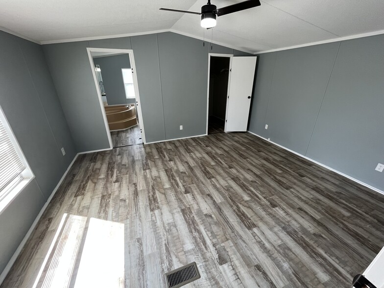 More Photos Of 7322 Highway 122 E, Ray City Manufactured Housing Mobile Home Park For Sale