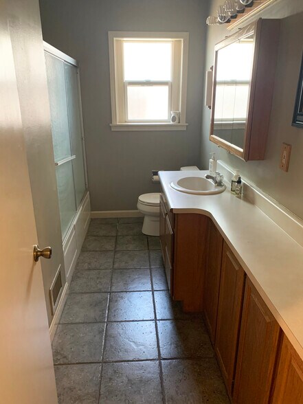 More Photos Of 901 N San Francisco St, Flagstaff Medical For Lease