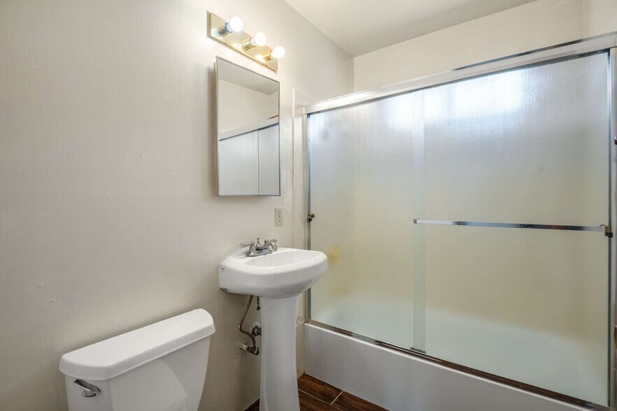 More Photos Of 500 Buena Vista Ave, Alameda Apartments For Sale