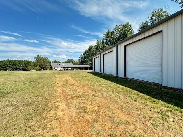 More Photos Of 920 Riser Rd, Ruston Flex For Sale