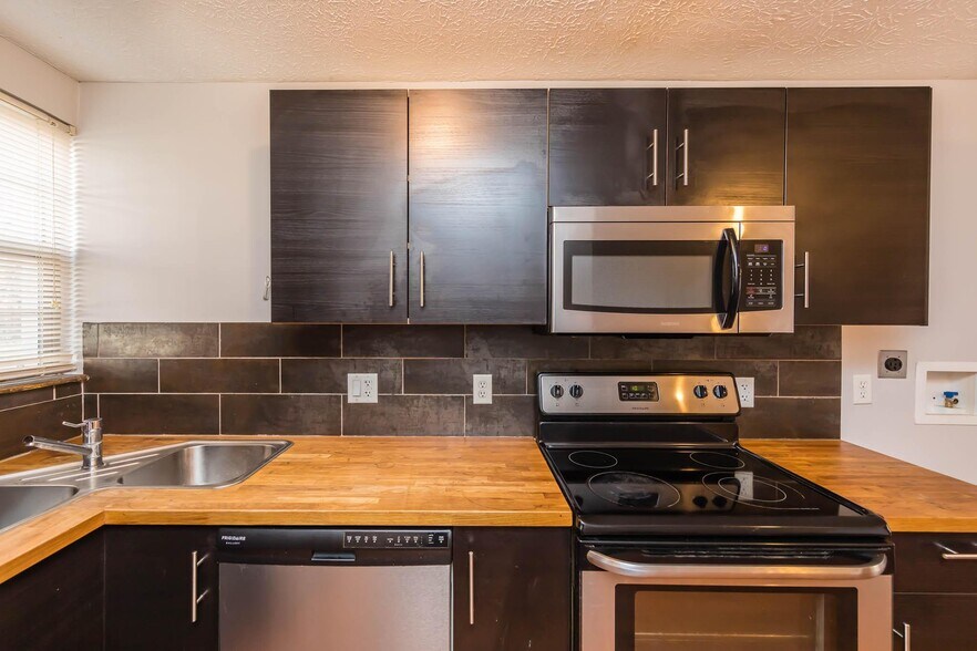 More Photos Of , Columbus Multifamily For Sale