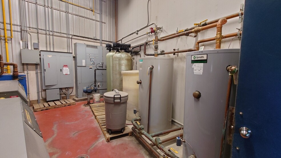 More Photos Of 6670 71 St, Red Deer Carwash For Sale