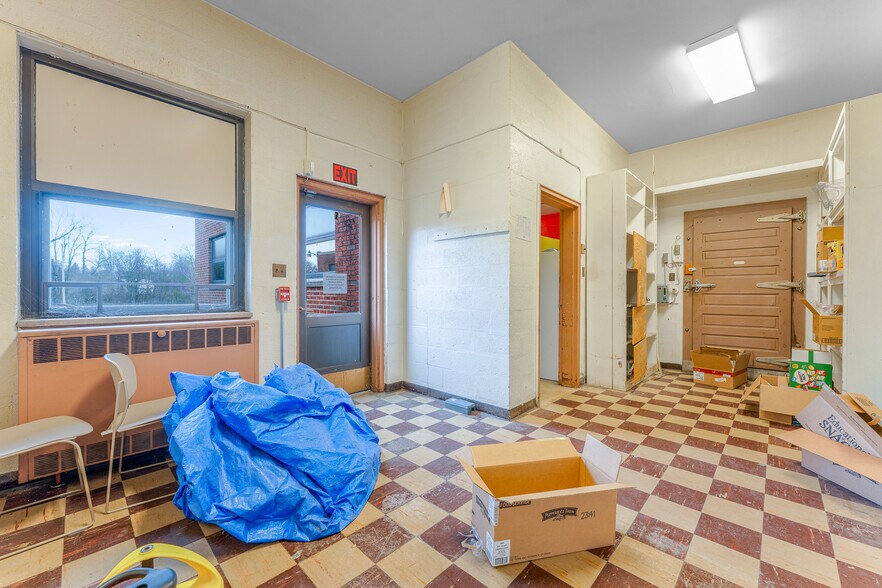 More Photos Of 300 North St, Waynesburg Schools For Sale