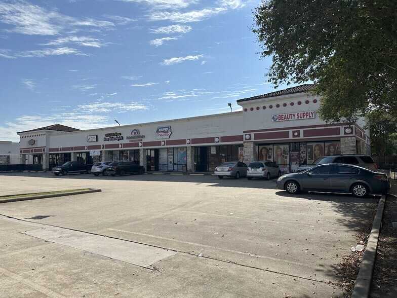 Primary Photo Of 15209 Westheimer Rd, Houston Unknown For Lease