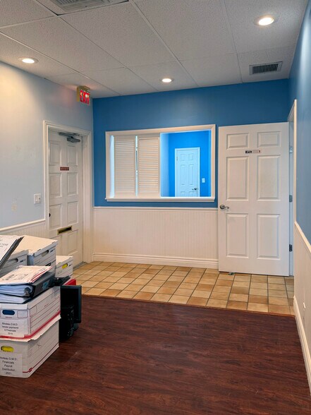More Photos Of 255 George Bush Blvd, Delray Beach Medical For Sale