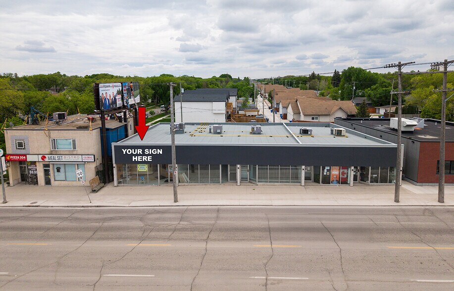 More Photos Of 612-620 Academy Rd, Winnipeg Storefront Retail Office For Lease