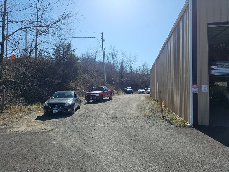 More Photos Of 130 Progress Way NE, Norton Service For Sale