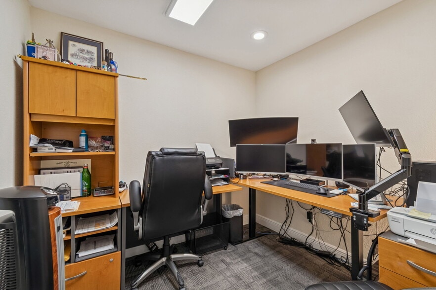 More Photos Of 5308 Central Ave, Saint Petersburg Office Residential For Sale
