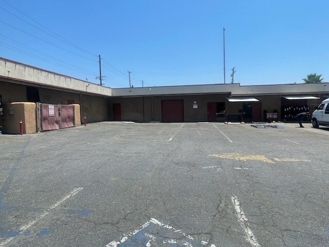 More Photos Of 8901-8939 Rose Ave, Montclair Auto Repair For Lease