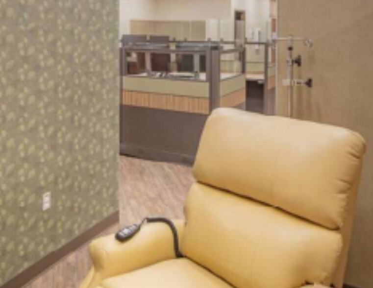 More Photos Of 15918 E Euclid Ave, Spokane Medical For Sale