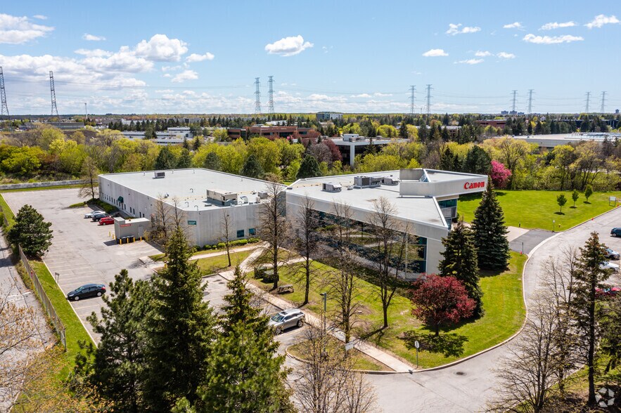 More Photos Of 2260-2300 Walkley Rd, Ottawa Flex For Sale