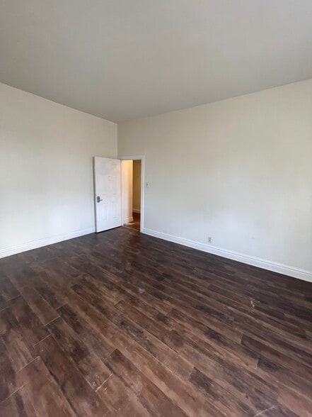 More Photos Of 7425-7429 S Broadway, Saint Louis Apartments For Sale