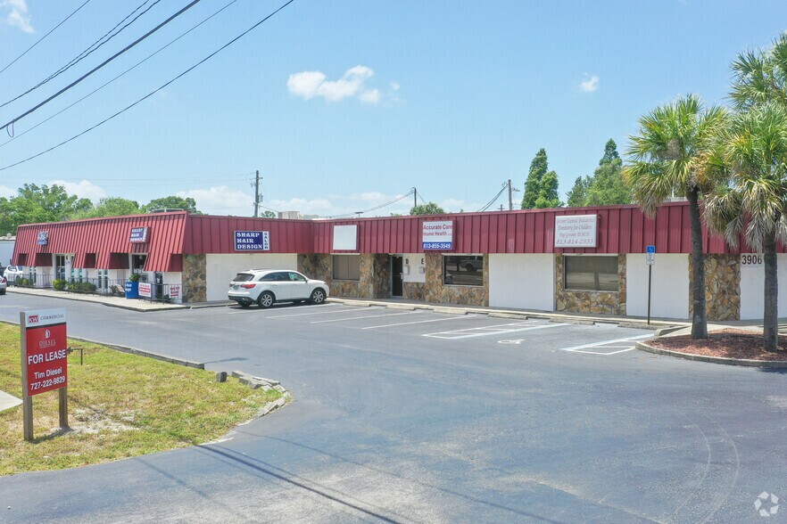 Primary Photo Of 3906 Tampa Rd, Oldsmar Medical For Lease
