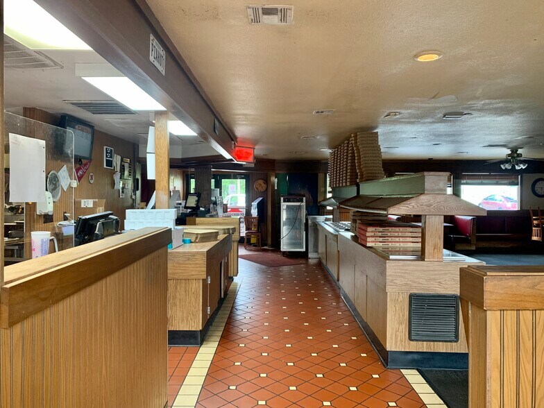 More Photos Of 1100 E Austin Blvd, Nevada Fast Food For Sale