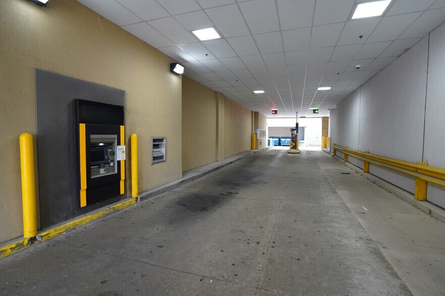 More Photos Of 111 E Wayne St, Fort Wayne Office For Lease