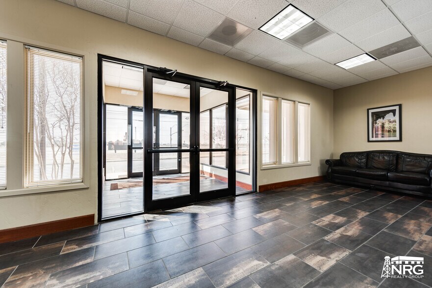 More Photos Of 10325 Younger Rd, Midland Loft Creative Space For Sale