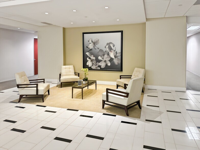 More Photos Of 3900 Westerre Pky, Richmond Coworking Space