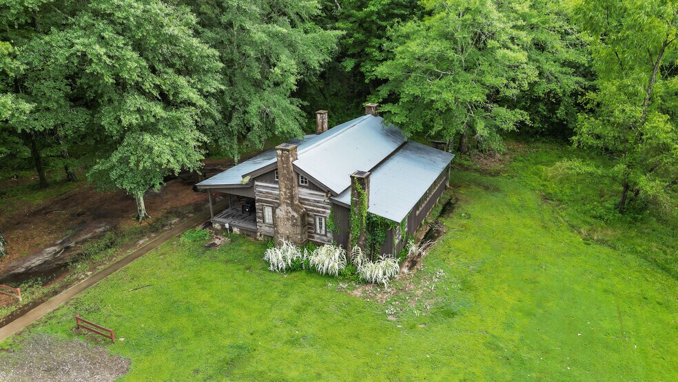 More Photos Of 1010 Conway St, Washington Specialty For Sale