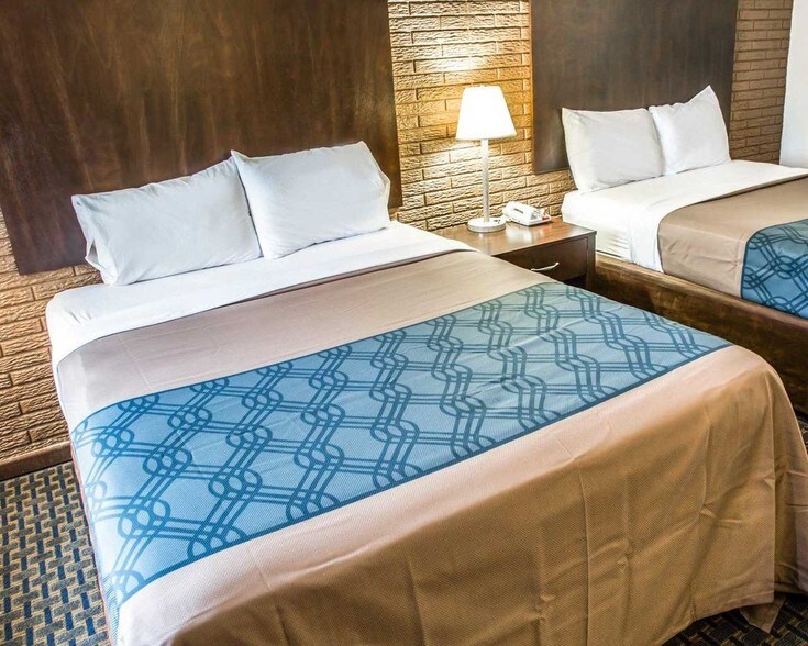 More Photos Of 5025 Market St, Wilmington Hotel For Sale