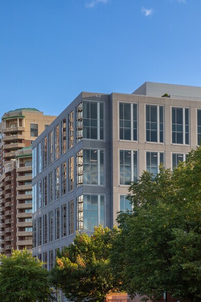 More Photos Of 3901 N Fairfax Dr, Arlington Office For Lease