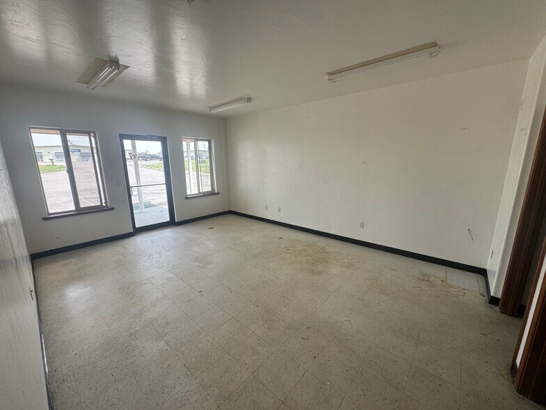 More Photos Of 3050 US Highway 93 S, Kalispell Industrial For Lease