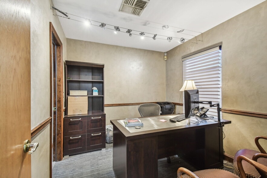 More Photos Of 2654 W Lake Rd, Palm Harbor Medical For Sale