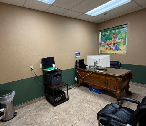 More Photos Of 604 W Warner Rd, Chandler Medical For Lease