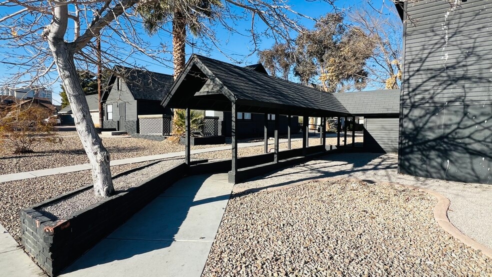 More Photos Of 919 E Bonneville Ave, Las Vegas Loft Creative Space For Sale