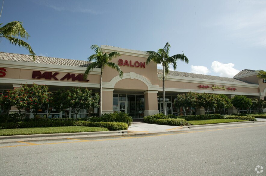 More Photos Of 8989 Okeechobee Blvd, West Palm Beach General Retail For Lease