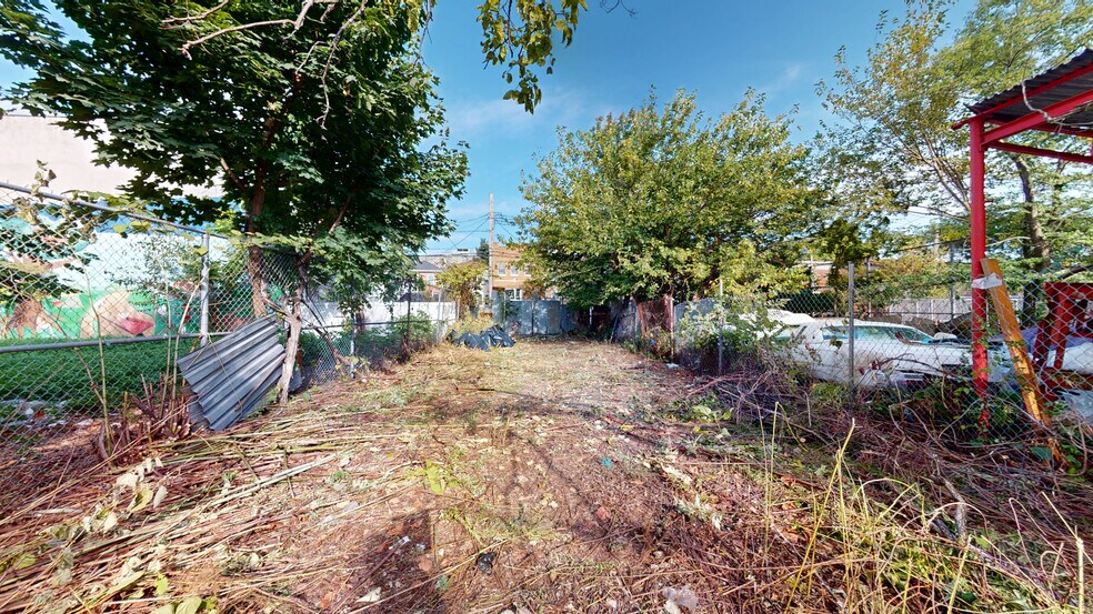 More Photos Of 374 Ashford St, Brooklyn Land For Sale