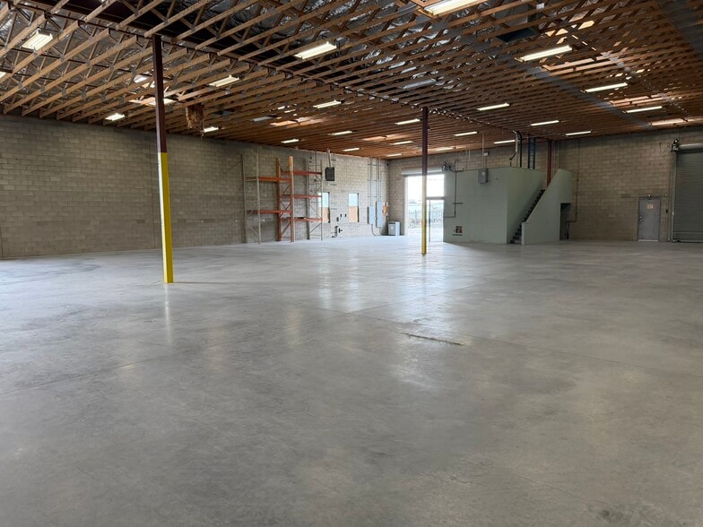 More Photos Of 1747 E 23rd St, Tucson Warehouse For Sale