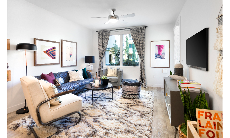 More Photos Of 75 W Walnut St, Pasadena Apartments For Lease