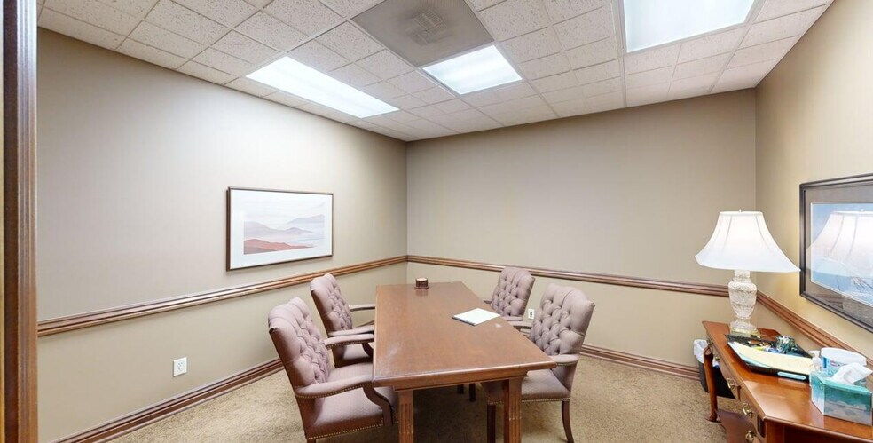 More Photos Of 119 S 2nd St, Rogers Office For Sale