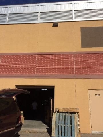 More Photos Of 3961 52nd Ave NE, Calgary Light Distribution For Lease