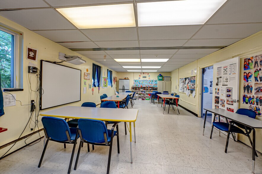 More Photos Of 270 Clocks Blvd, Massapequa Religious Facility For Sale