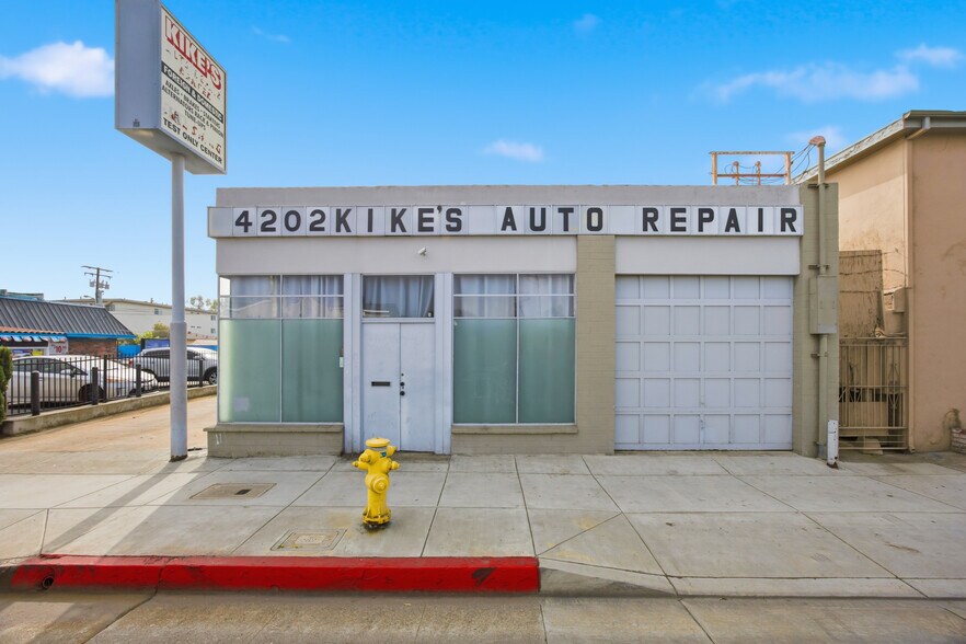 Primary Photo Of 4202 W El Segundo Blvd, Hawthorne Auto Repair For Sale